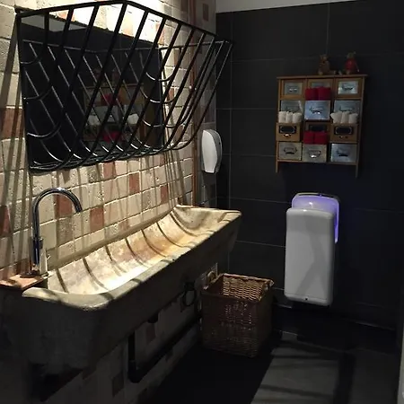 Panzió Au Lavoir Colombiers