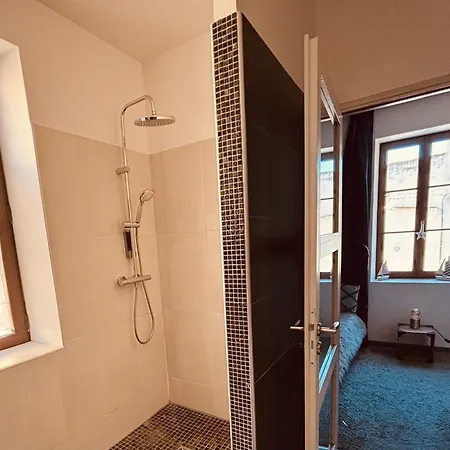 Au Lavoir Bed & Breakfast Colombiers (Herault)