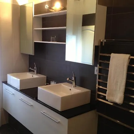 Au Lavoir Nocleg ze śniadaniem Colombiers (Herault)