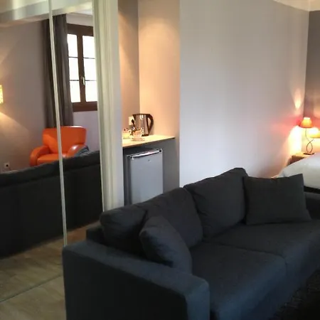 Au Lavoir Nocleg ze śniadaniem 4*